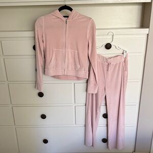 Abercrombie kids Velour Hoodie and Pants Set like new 11/12